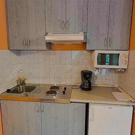Apartment- Yellow Appartamento